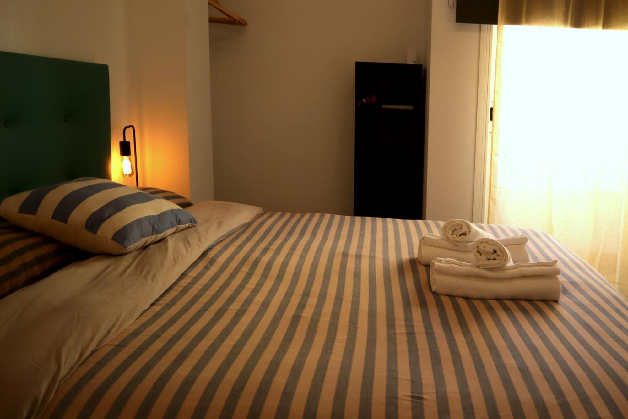 Apartment With Two Suites In The Center Of Малага Экстерьер фото